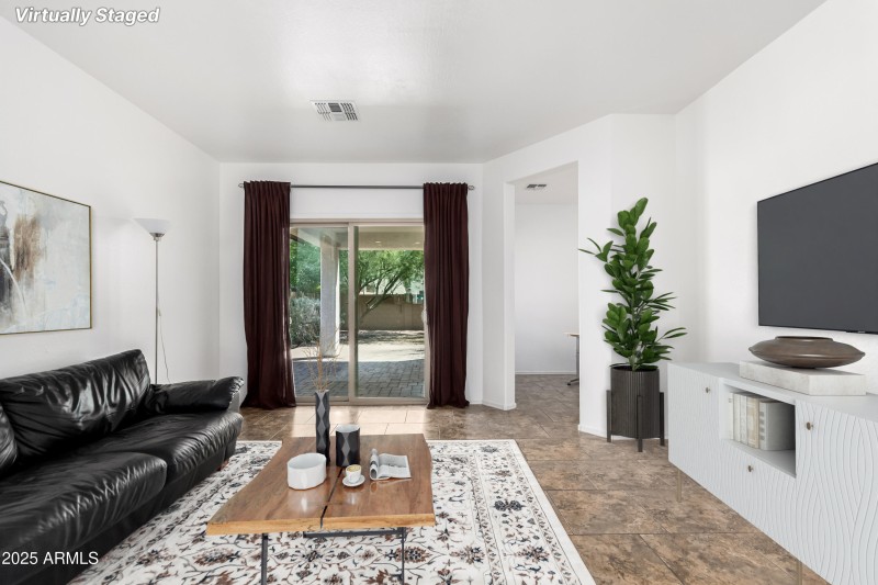 09-Straight Arrow.scene