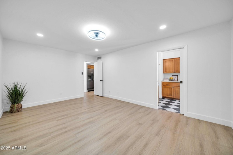 Light primary bedroom