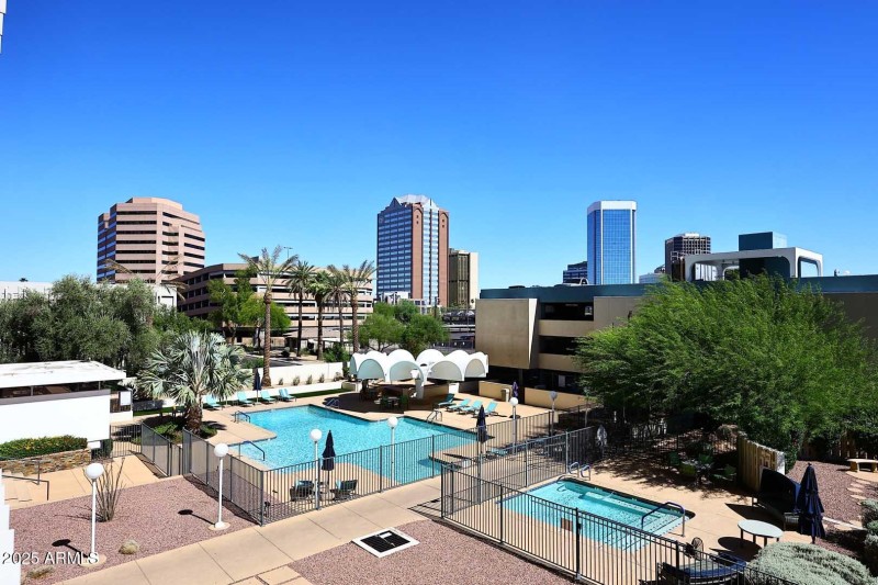 Primary Bedroom-Balcony View2