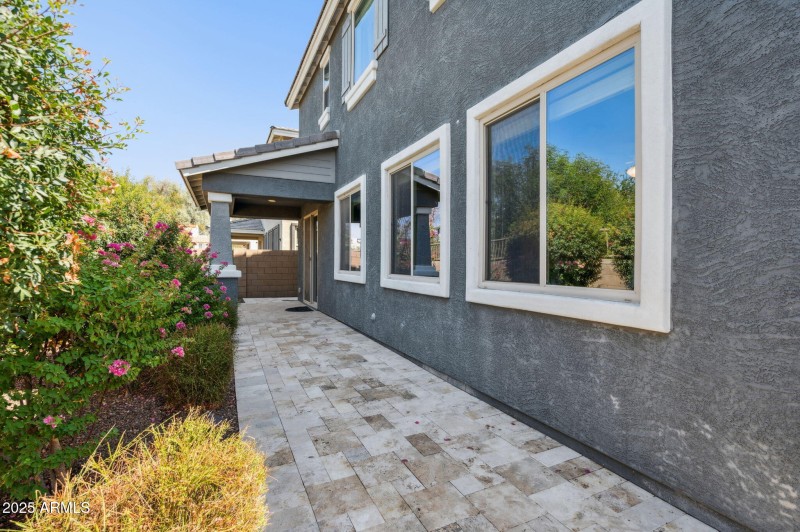 34-web-or-mls-4490-s-montana-dr