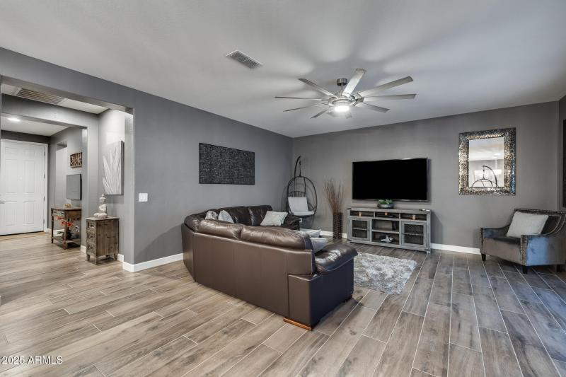 23 - Copy - Copy - Copy