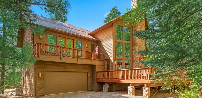 Large Garage and lots of Parking