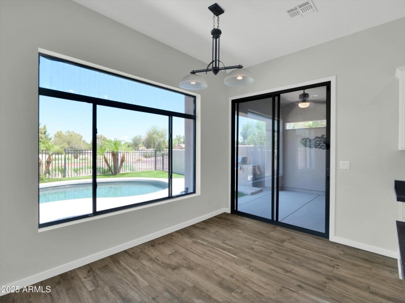 24-3906 E Carson Road-24