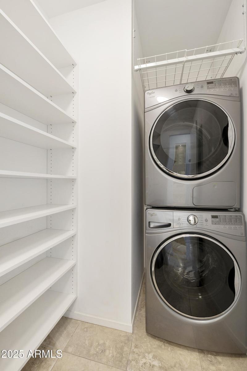 409 Laundry with Storage