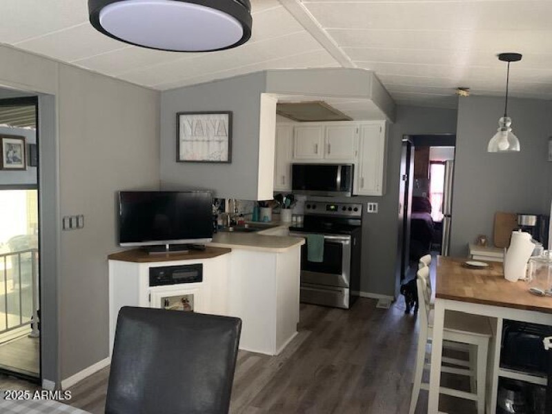 dining kitchen view
