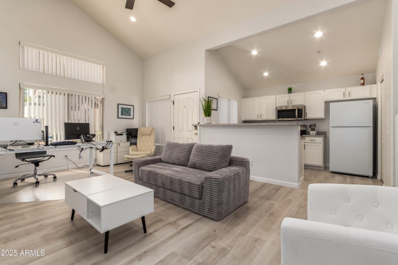 68a1db_06 - Comanche