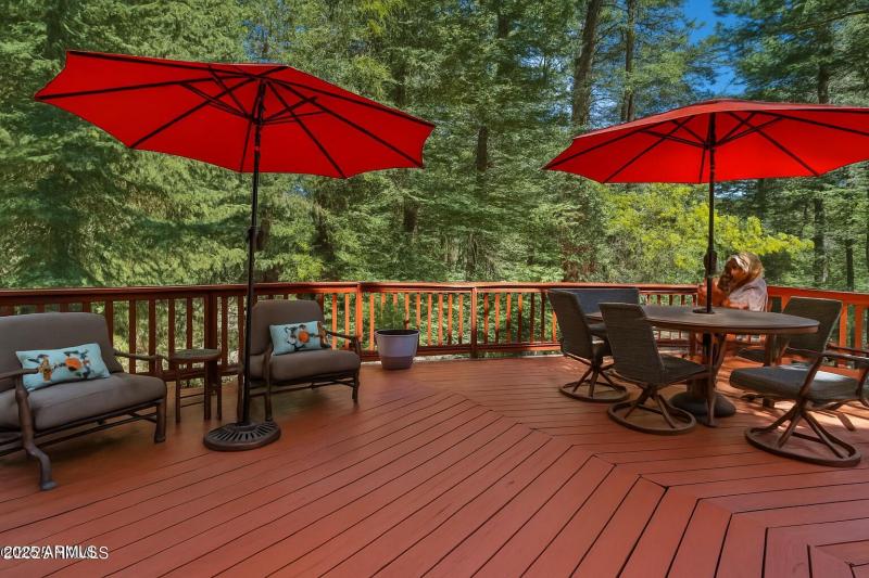 Private Relaxing Patio