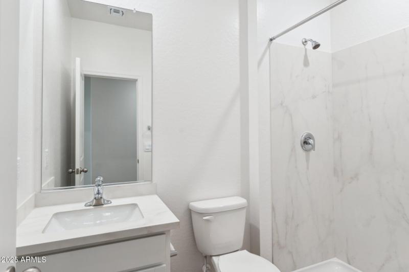 25-web-or-mls-25372-w-sunland-ave-lot-20