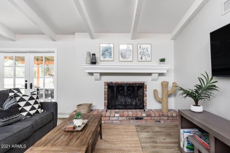 f0d3c4c6-4285-4d13-8ef9-ddfad9b86782