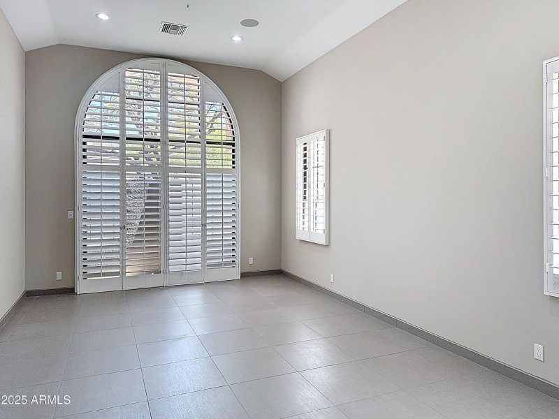 M Bedroom