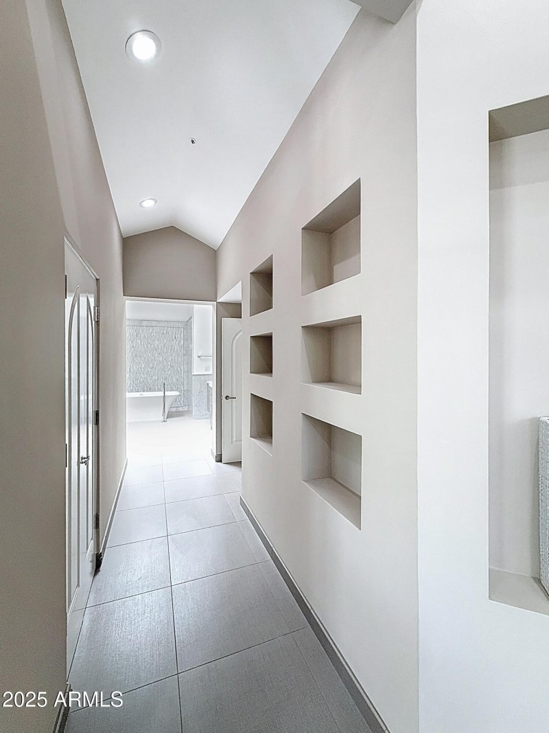 M Bedroom