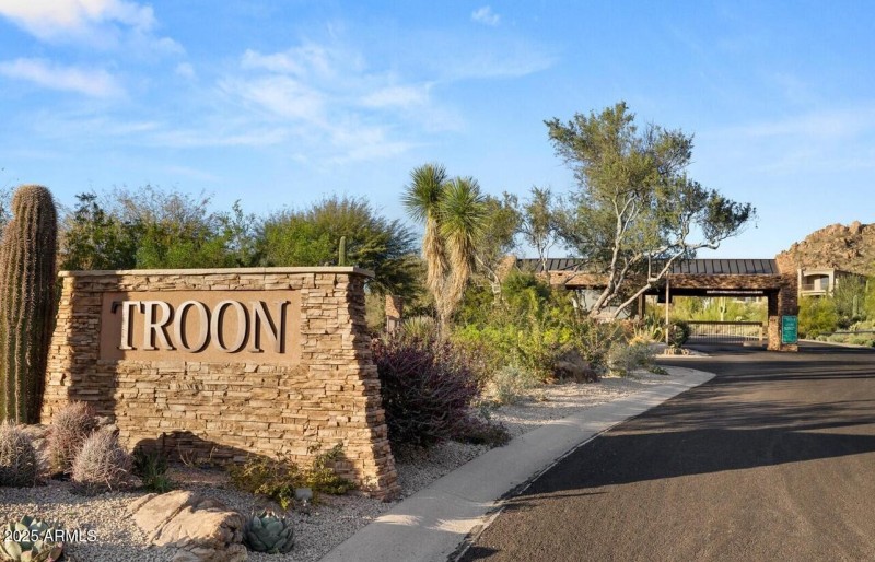 Troon Gate view