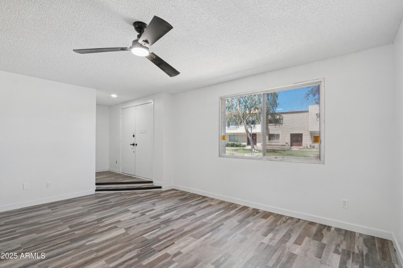 Front Entry & Great Room