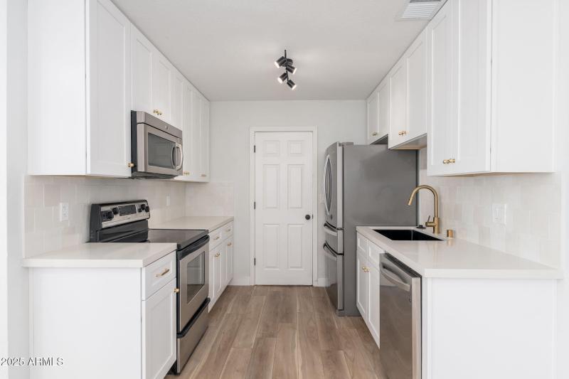 3511 E Baseline Rd UNIT 1200 - 07