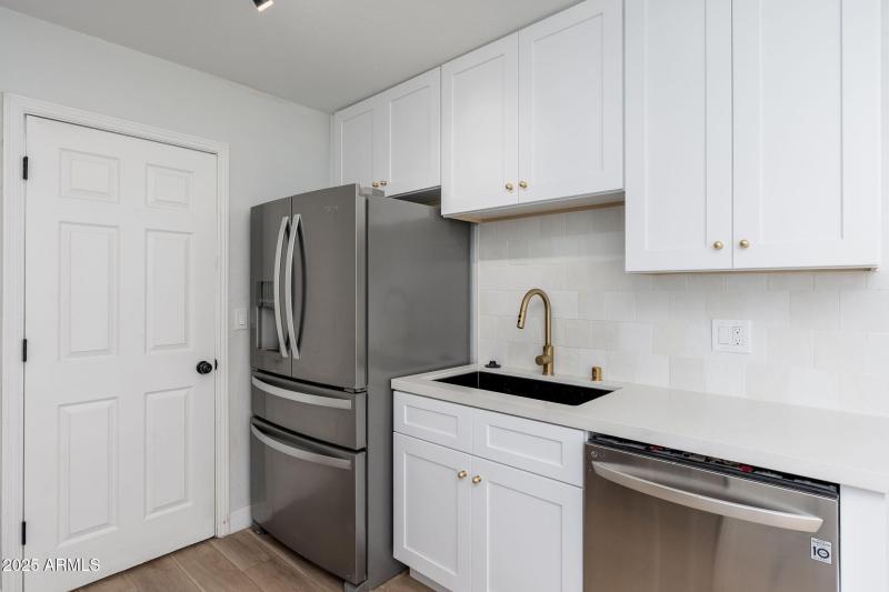 3511 E Baseline Rd UNIT 1200 - 09