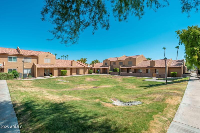 Shadow Mountain Villas - 07