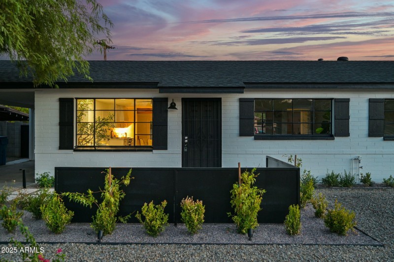 62-web-or-mls-DSC_6059 copy