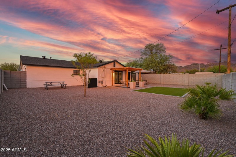 58-web-or-mls-DSC_6053 copy