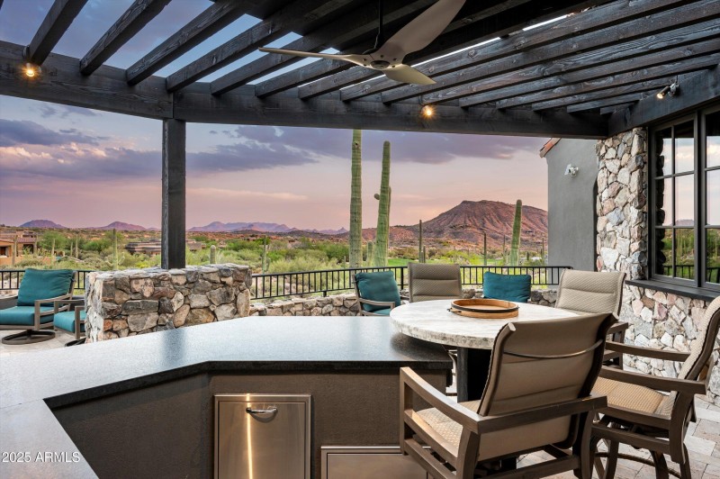 Outdoor kitchen view