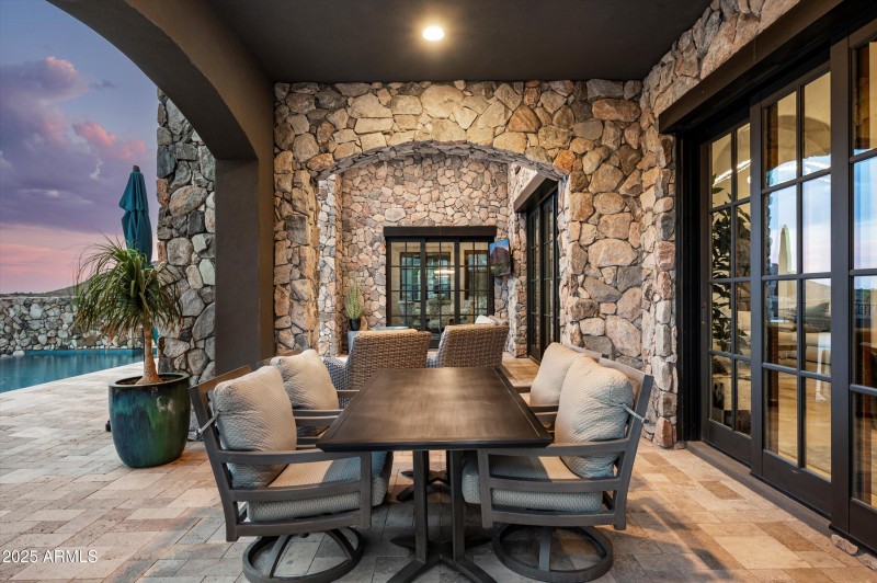 64-41399 N 96th St-64