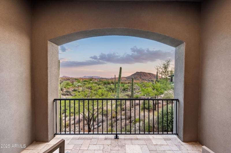 Primary bedroom patio