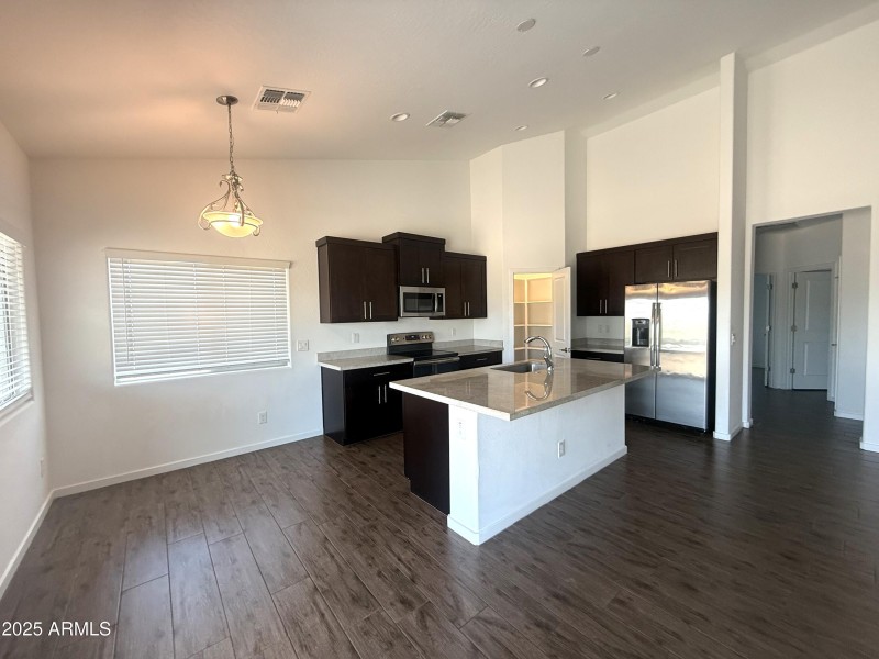 Kitchen 3