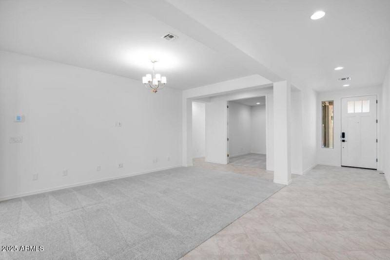 hj-az-phoenix-asante-passage-yellowstone