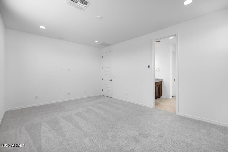 hj-az-phoenix-asante-passage-yellowstone