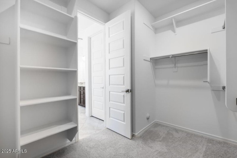 hj-az-phoenix-asante-passage-yellowstone