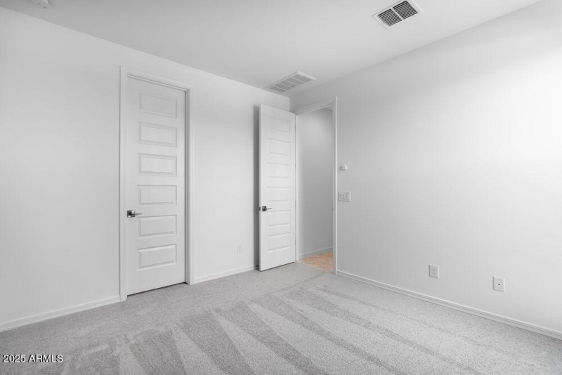 hj-az-phoenix-asante-passage-yellowstone