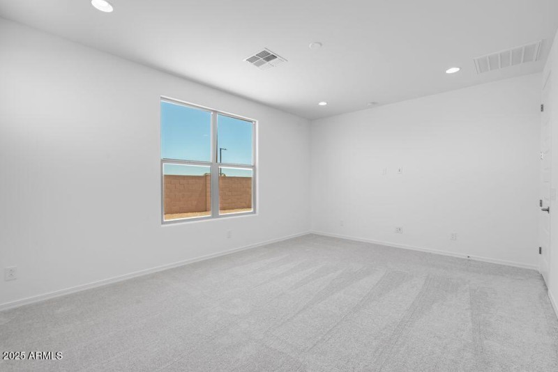 hj-az-phoenix-asante-passage-yellowstone