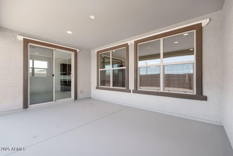 hj-az-phoenix-asante-passage-yellowstone