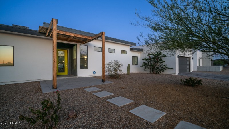 14025 N 11th Pl Exterior Photos-5