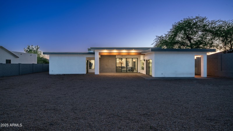 14025 N 11th Pl Exterior Photos-12