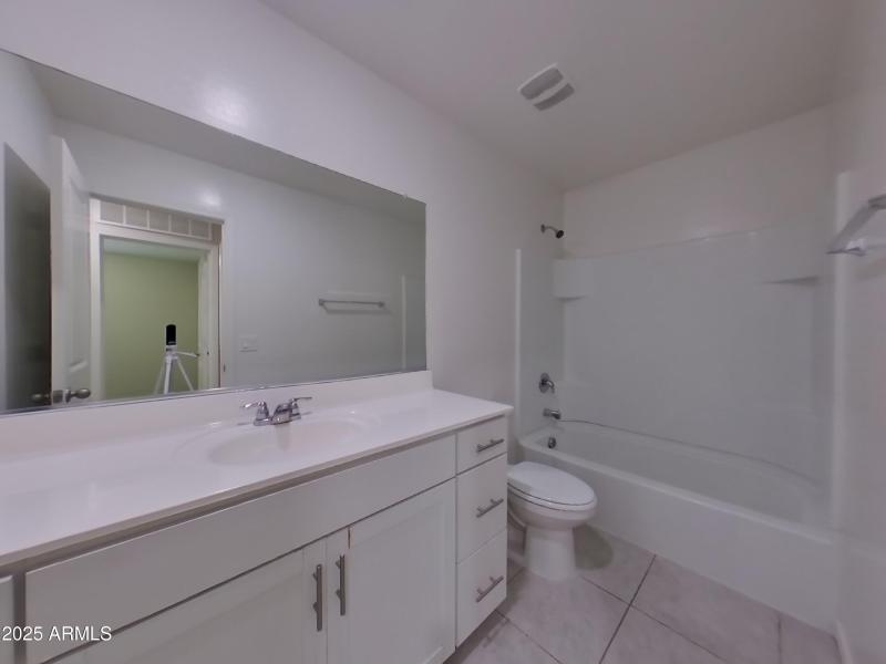 15_pc_XXD4tyz9U5_e0ESjKENta_layout_0