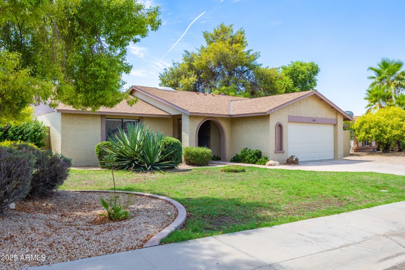 8943 E Friess Dr-3 (1)