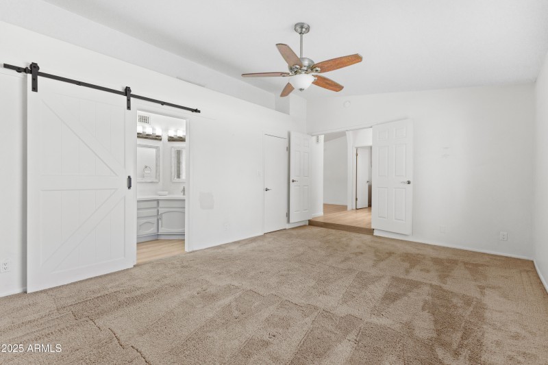 8943 E Friess Dr-21