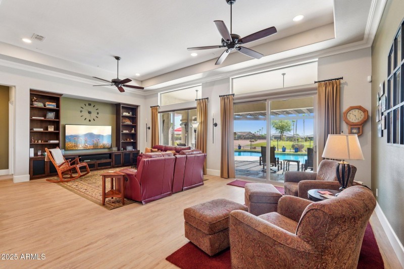 14-web-or-mls-N 169th Ave-L1708-014