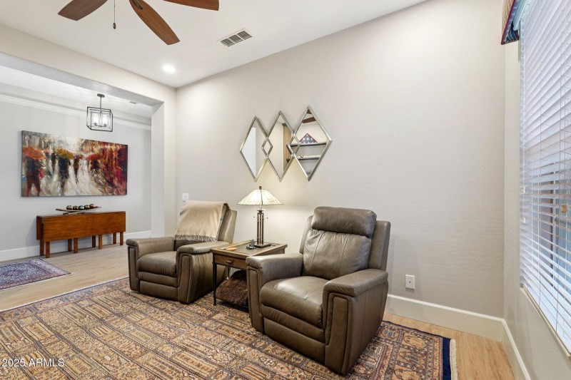 42-web-or-mls-N 169th Ave-L1708-042