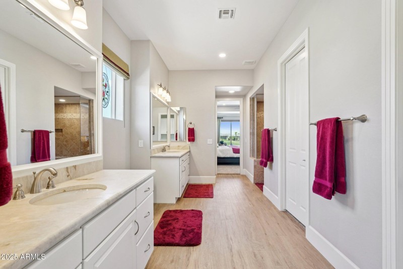 68-web-or-mls-N 169th Ave-L1708-071