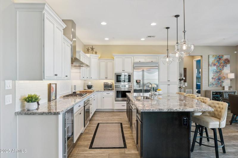 10-web-or-mls-17608-e-desert-vista-trail