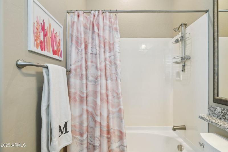 32-web-or-mls-17608-e-desert-vista-trail