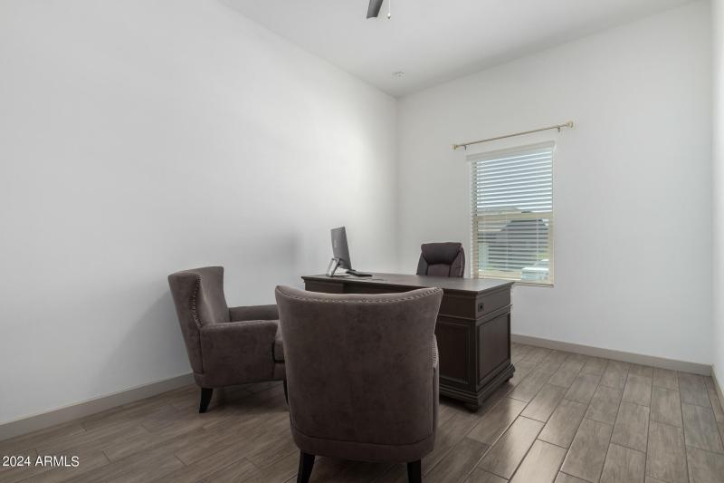 0014-14 - Gladstone Hl Pl