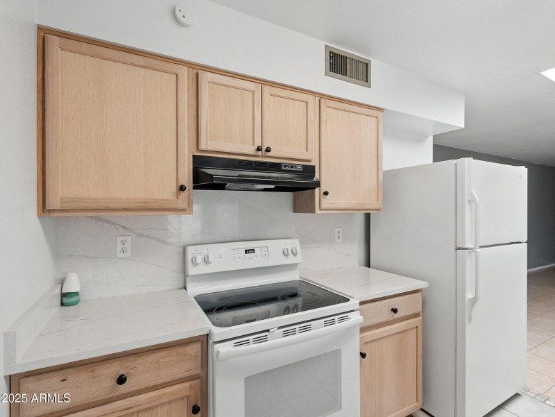 9-web-or-mls-Cedar-9