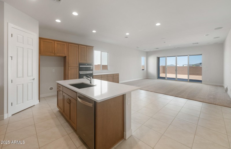 Kitchen/Cafe/Gathering Room