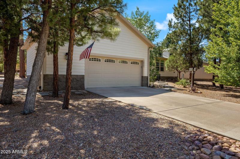 2041WPineViewDr-ShowLow-AZ-1