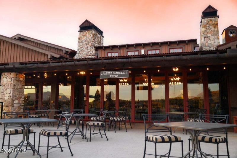 TR- Granite Mtn Patio