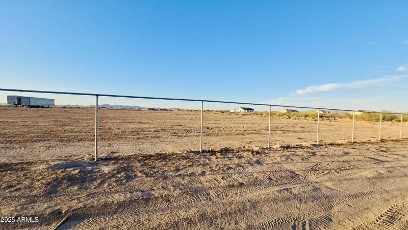 E82EBEF6-9379-4540-A07B-443D299F3597_1_2