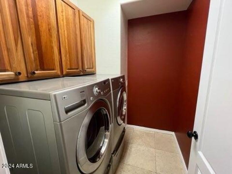 432706604_400054315987730_65892728507228