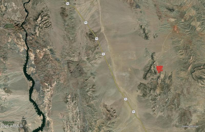 Close to Hwy 93 and the Colorado River